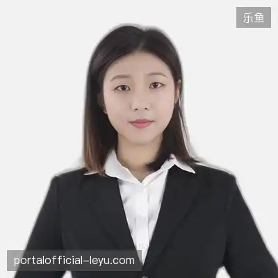 邹华